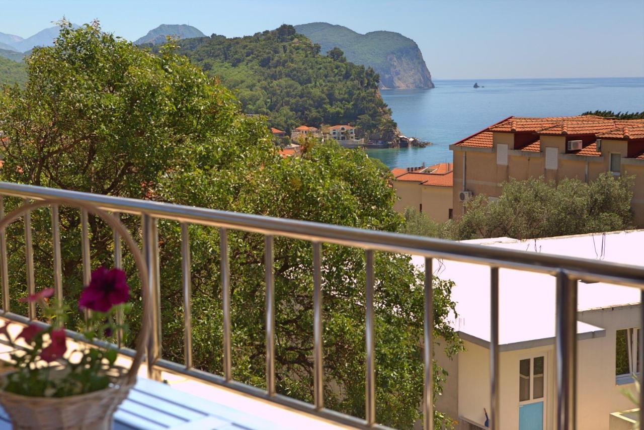 Medin Apartments Bluvista Petrovac エクステリア 写真