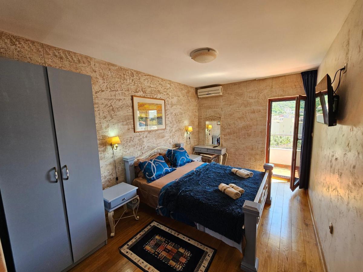 Medin Apartments Bluvista Petrovac エクステリア 写真