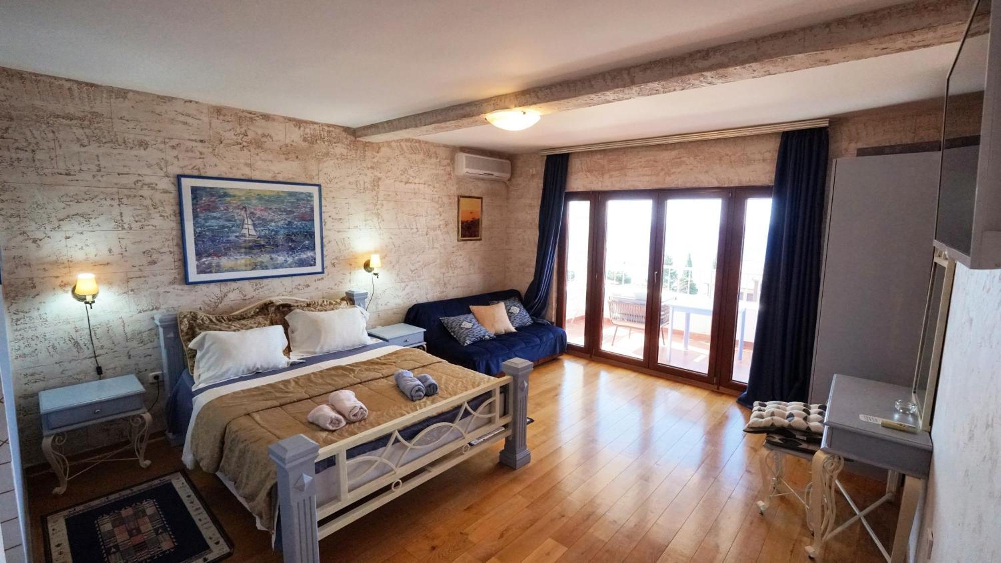 Medin Apartments Bluvista Petrovac エクステリア 写真