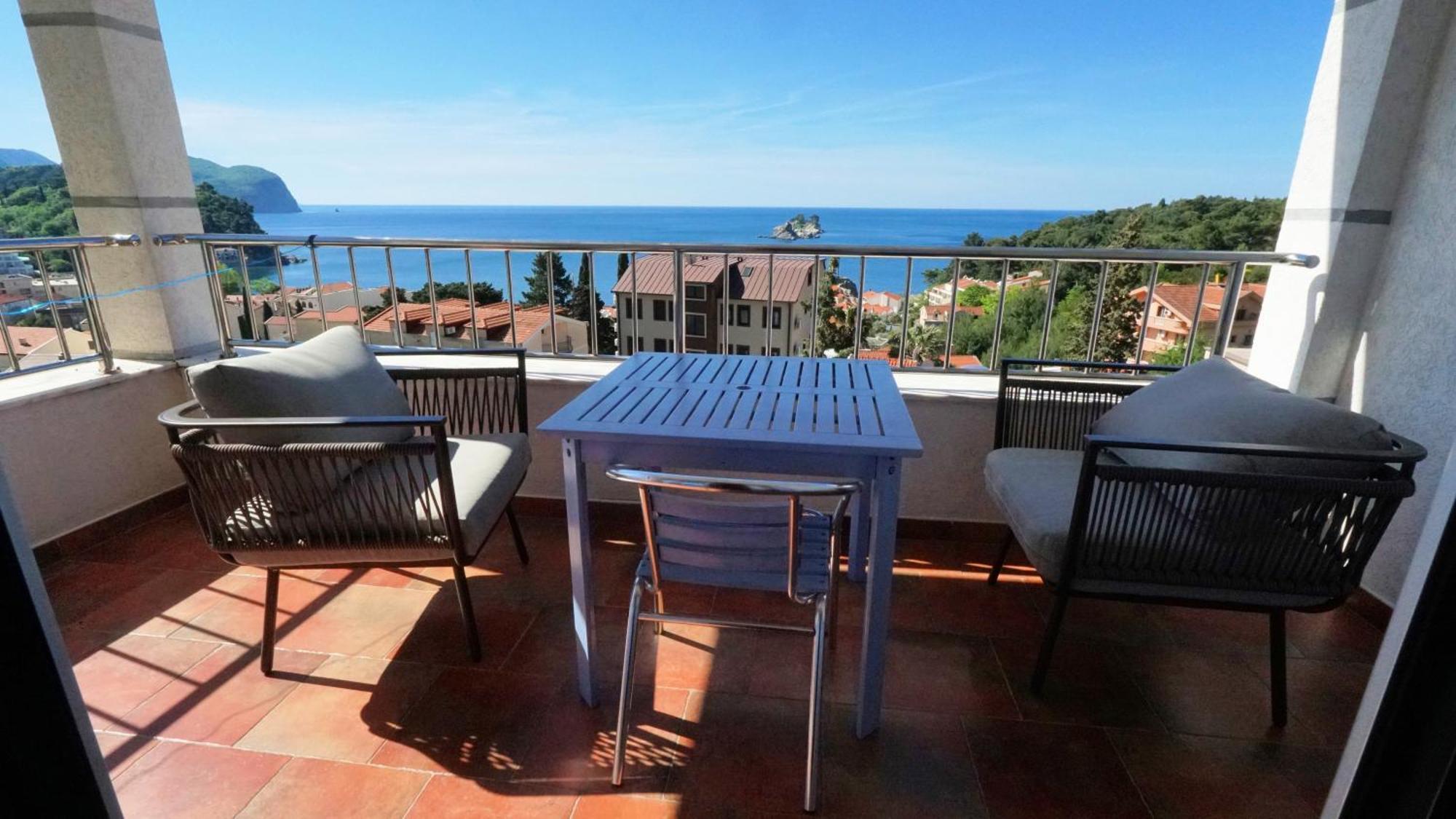Medin Apartments Bluvista Petrovac エクステリア 写真