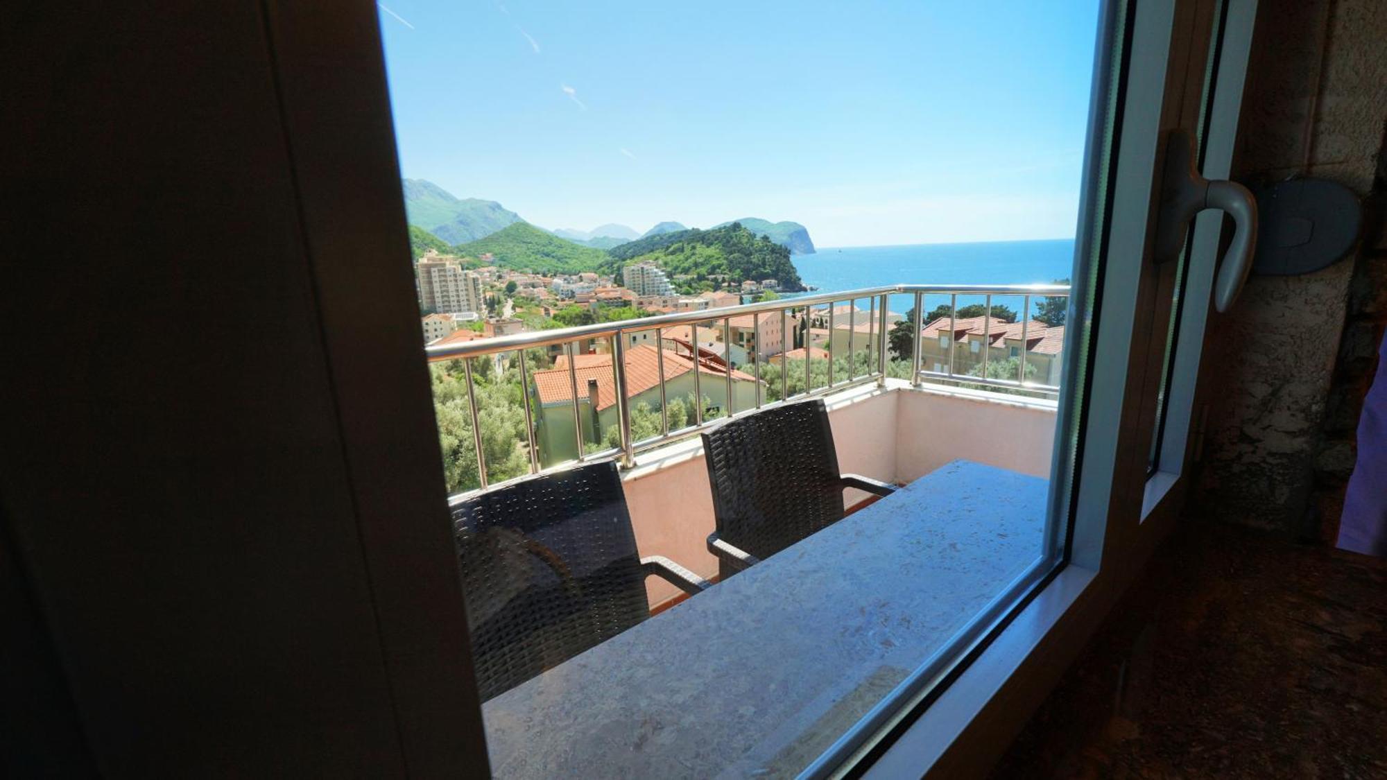 Medin Apartments Bluvista Petrovac エクステリア 写真